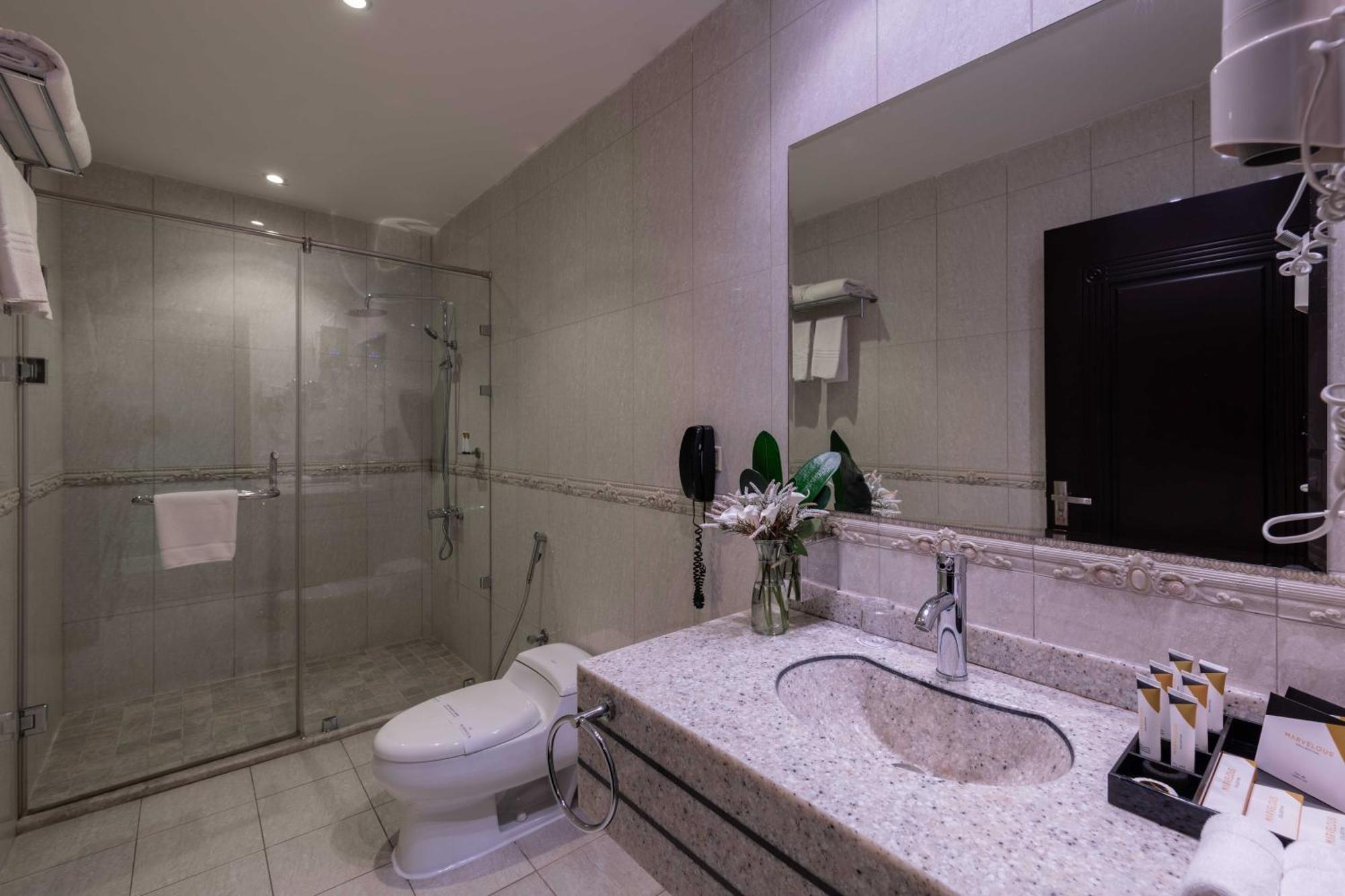 Warwick Al Jubail Hotel فندق ورويك الجبيل المظهر الخارجي الصورة