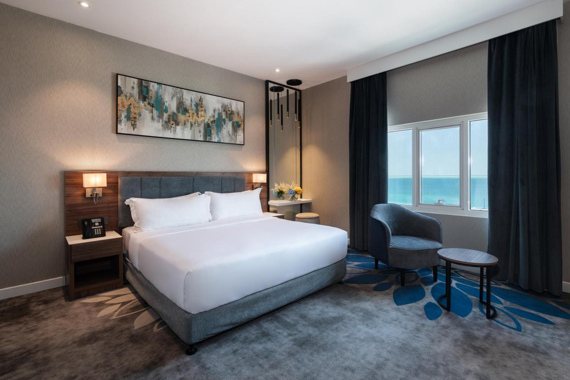 Warwick Al Jubail Hotel فندق ورويك الجبيل المظهر الخارجي الصورة